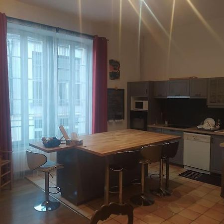 Chambre Dans Appartement De Caractere Dole Exterior photo